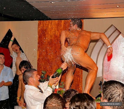 [Imagem: ano+novo+-gay+-wtf.jpg]