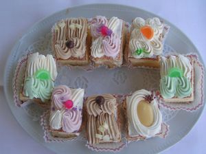 [872074_pastries.jpg]