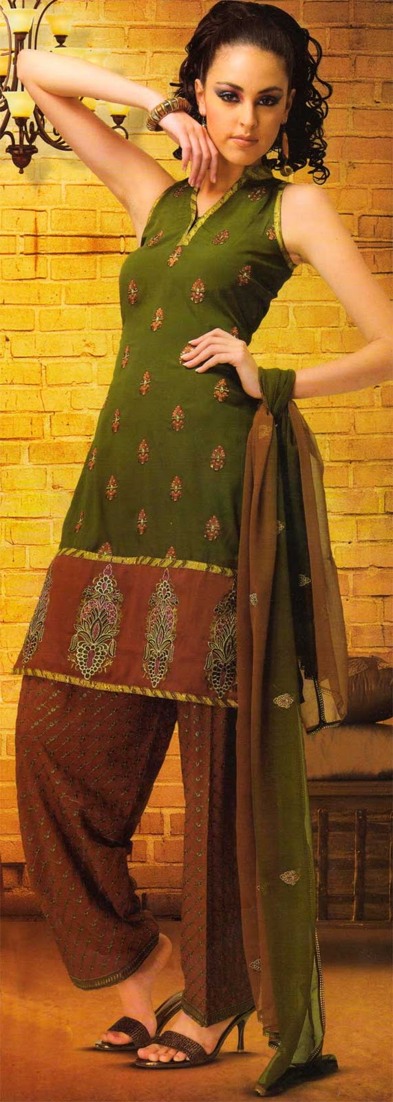 banarasi salwar suits