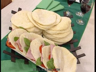 http://3.bp.blogspot.com/_q8KBrAI7eLE/S3BuoKvIBSI/AAAAAAAAE3s/74P6n8p92i8/s400/Pan+pita.jpg
