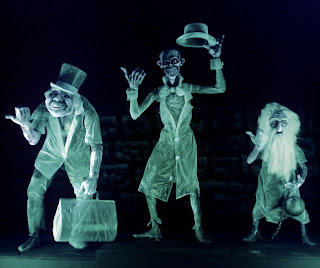 ghosts disney 2009 grim grinning disneyland haunted mansion hitchhiking beware