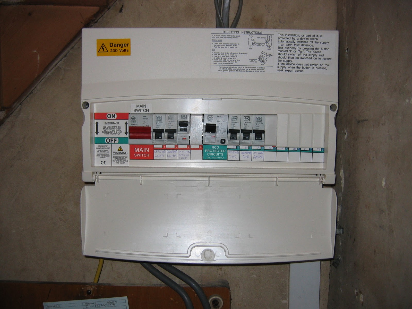 Free Electrical Advice Fuse board or Consumer unit. What are they?