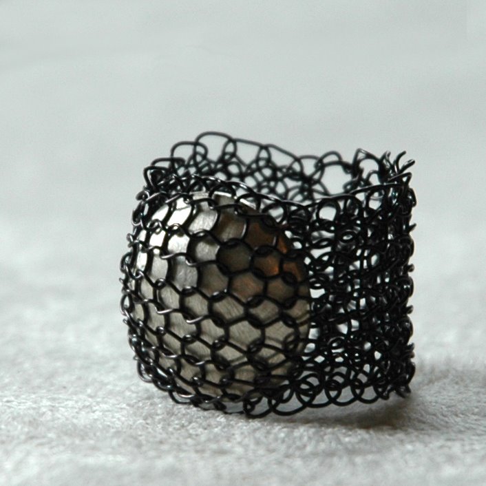 [ringwithsilver_1.jpg]