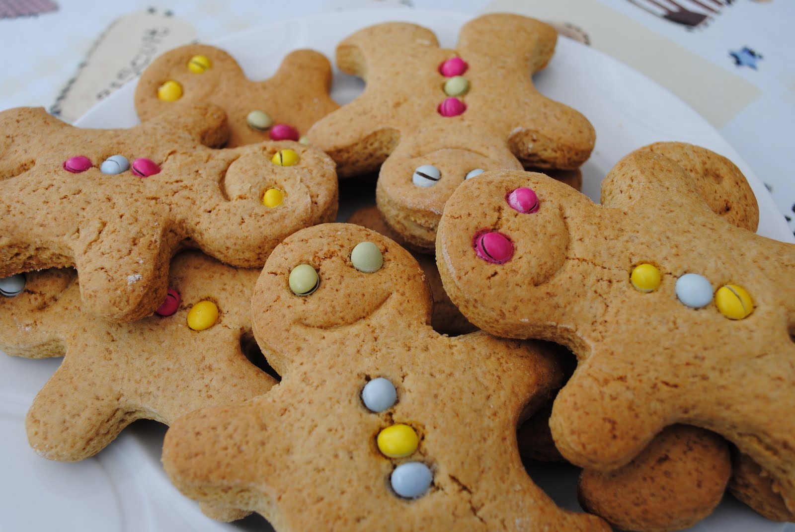 Weaners to Screamers Party Treats Gingerbread Man Biscuits