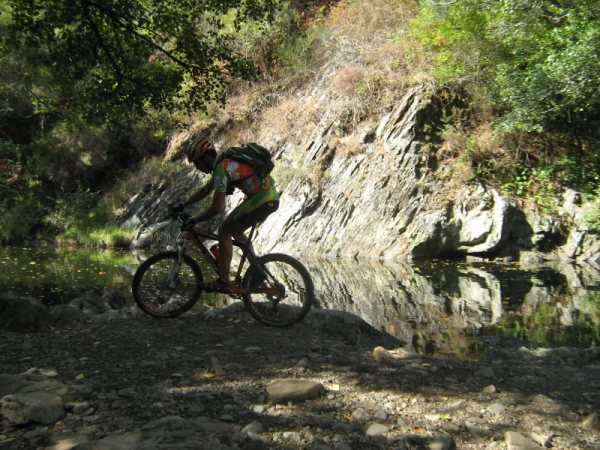 [IMG_1898.JPG]