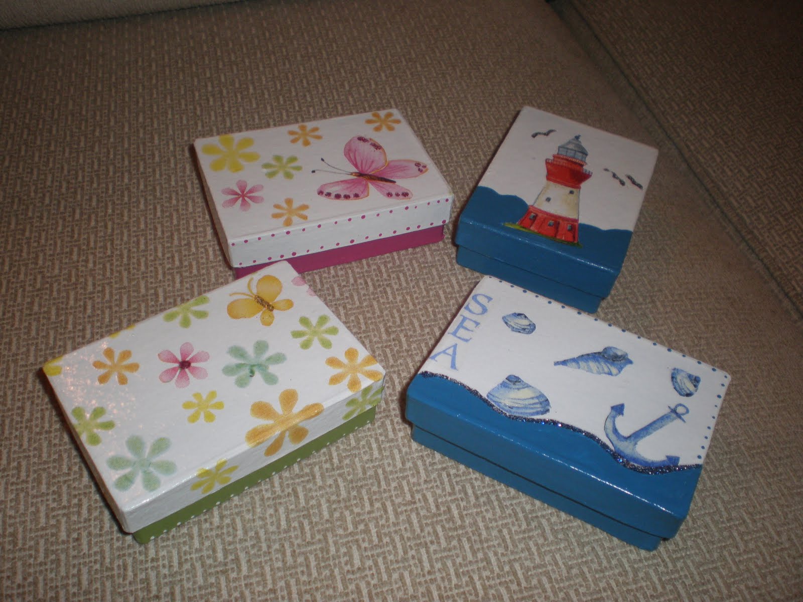 [PB300620.JPG]