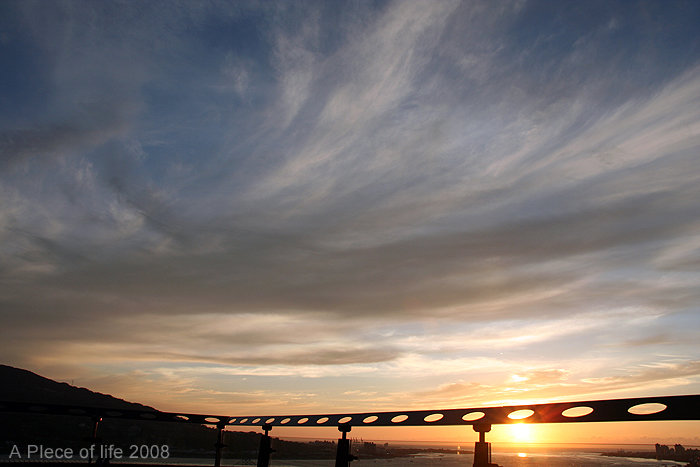 [F23_20080717015901754.jpg]