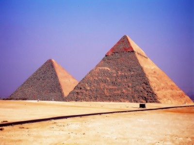 [pyramid.jpg]