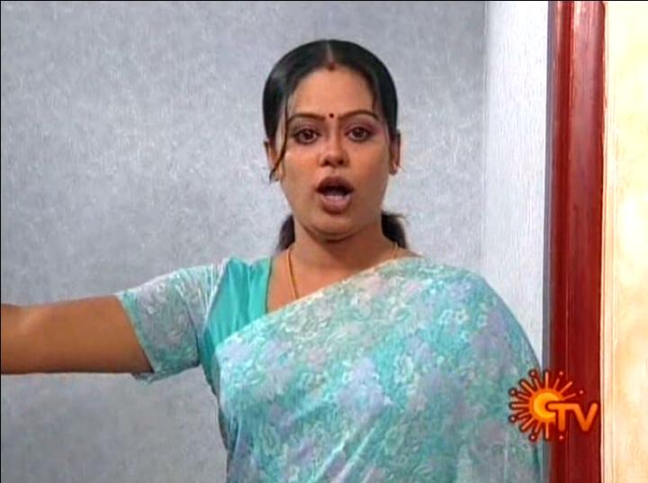 Telugu XXX Bommalu Pictures: Tv Actress DEVI PRIYA Hot Picslove