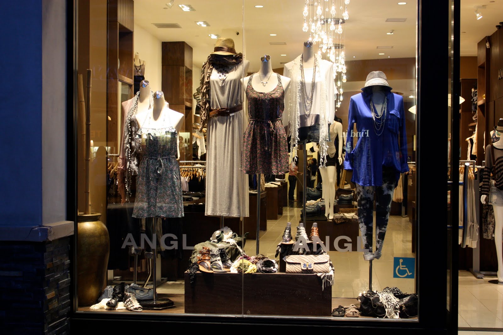 Angl Clothing