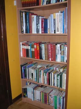 [Librería2...jpg]
