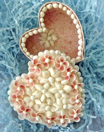 seashell heart box