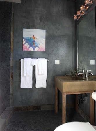 surf art in bathroom