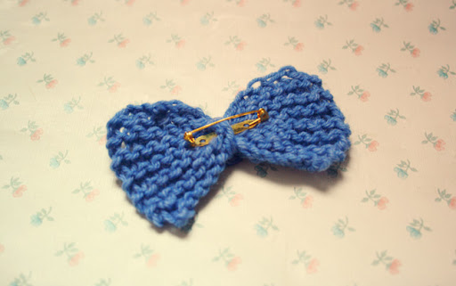 knitted, knit, blue, bow, back, brooch, pin, much love, craft, floral, wallpaper, pretty