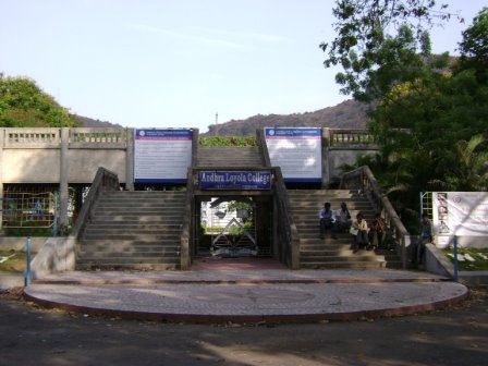 Andhra Loyola College