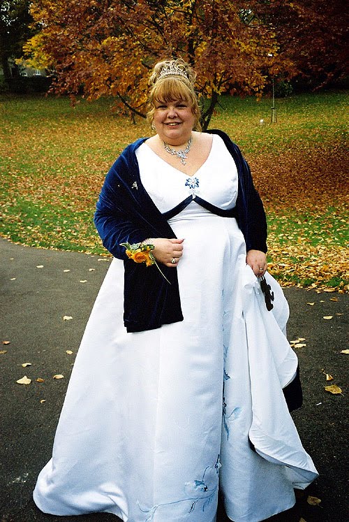 chubby bride