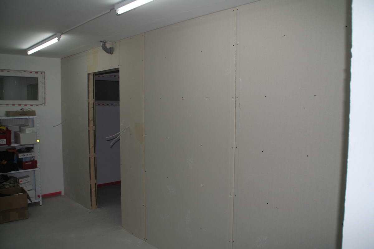 Bautagebuch von Frank und Karina: Zwischenwand gebaut
