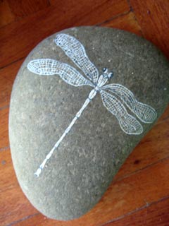 [dragonfly-stone.jpg]
