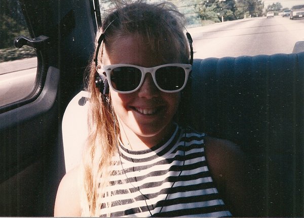 [maegan-raybans-80s.jpg]