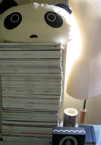 [magazine_whore.jpg]