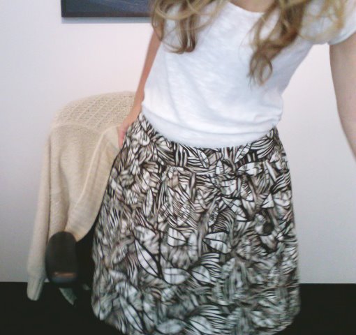 [lovemaegan-leafskirt7.jpg]