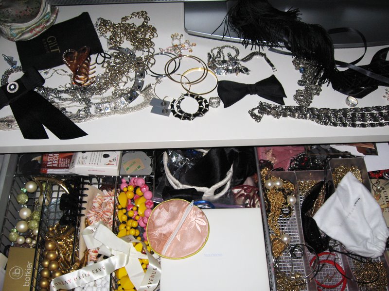 [loveMaegan-accessory-drawer.jpg]