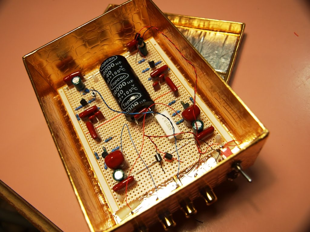 Mongrel Dog Audio JFET phono preampin a chocolate box