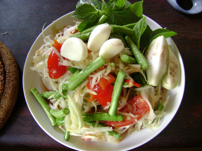 E-san Papaya salad