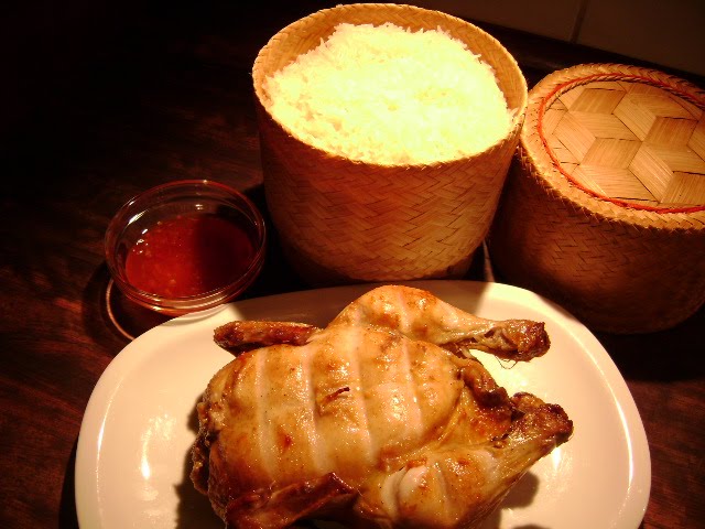 Esaan loas rice, Roast Chicken.