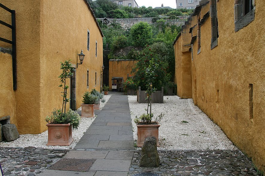 [SGW09+GVJUL28,+Culross.jpg]