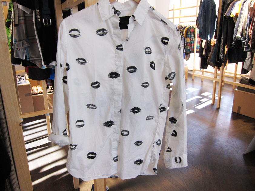 DIY lip Print Shirt A Pair & A Spare