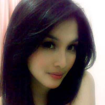 Foto Bugil Sandra Dewi | 2008 The Sexiest Indonesian Celebrities