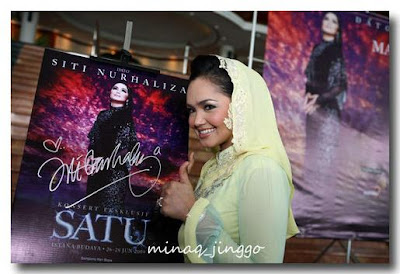 Gambar siti nurhaliza dan datuk k | Video Datuk Siti Nurhaliza | Datuk Siti Nurhaliza Tarudin's | Gambar Datuk Siti Nurhaliza Di Istana Budaya