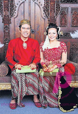 (Gambar)majlis perkahwinan Adlin Aman Ramlie dan Emelda Rosmila | Gambar Kawin, Kahwin, Sanding, Nikah Adlin Dan Emelda | Majlis Pernikahan Adlin dan Emelda | Majlis Kawin ADLIN EMELDA | Emelda Rosmila & Aman Ramli |PERKAHWINAN artis MALAYSIA
