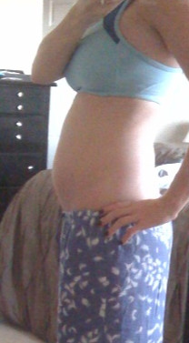 [belly+bare+18+weeks.jpg]