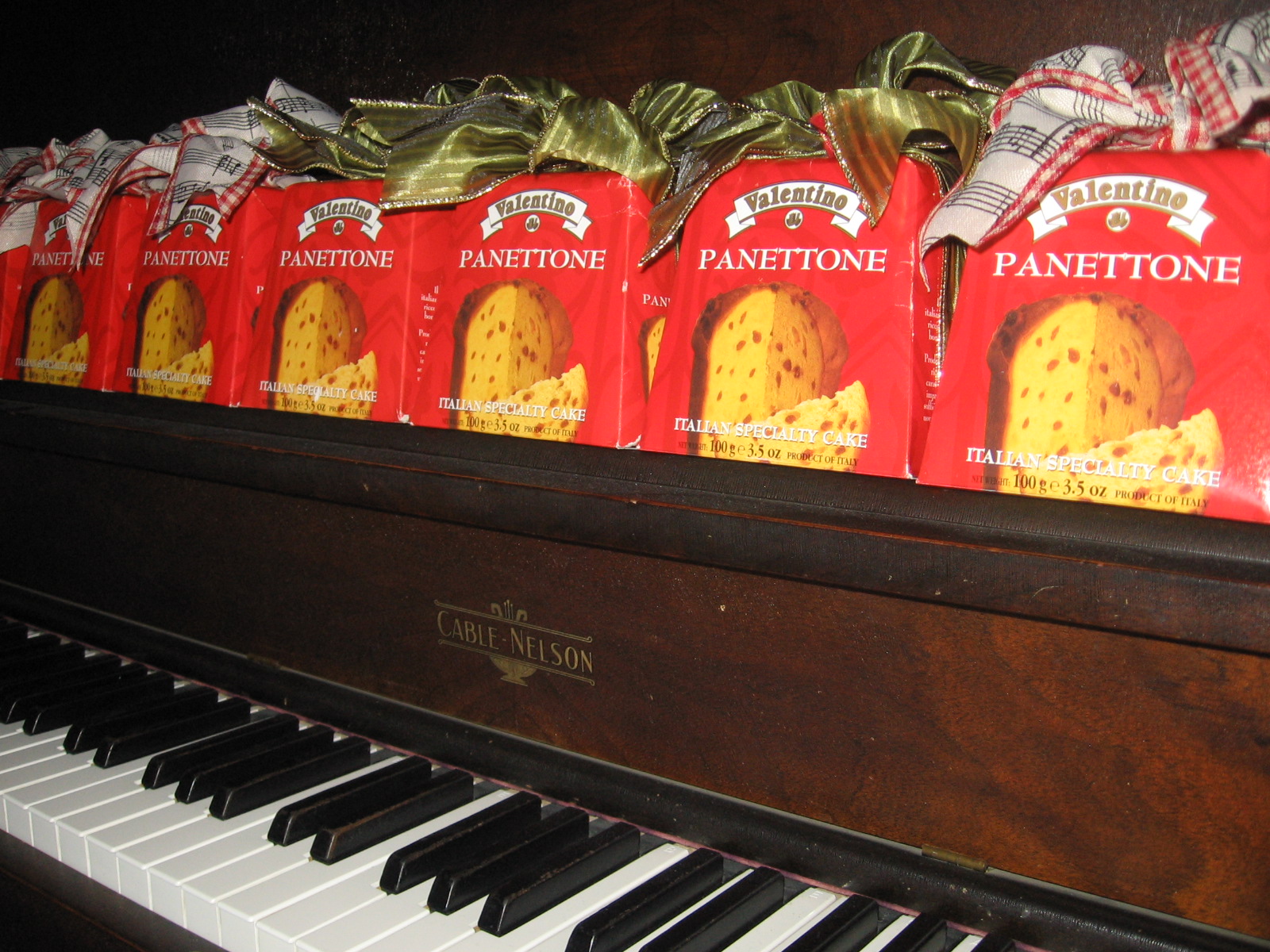 Italian Party Favors