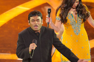 [arrahmanoscar2.jpg]