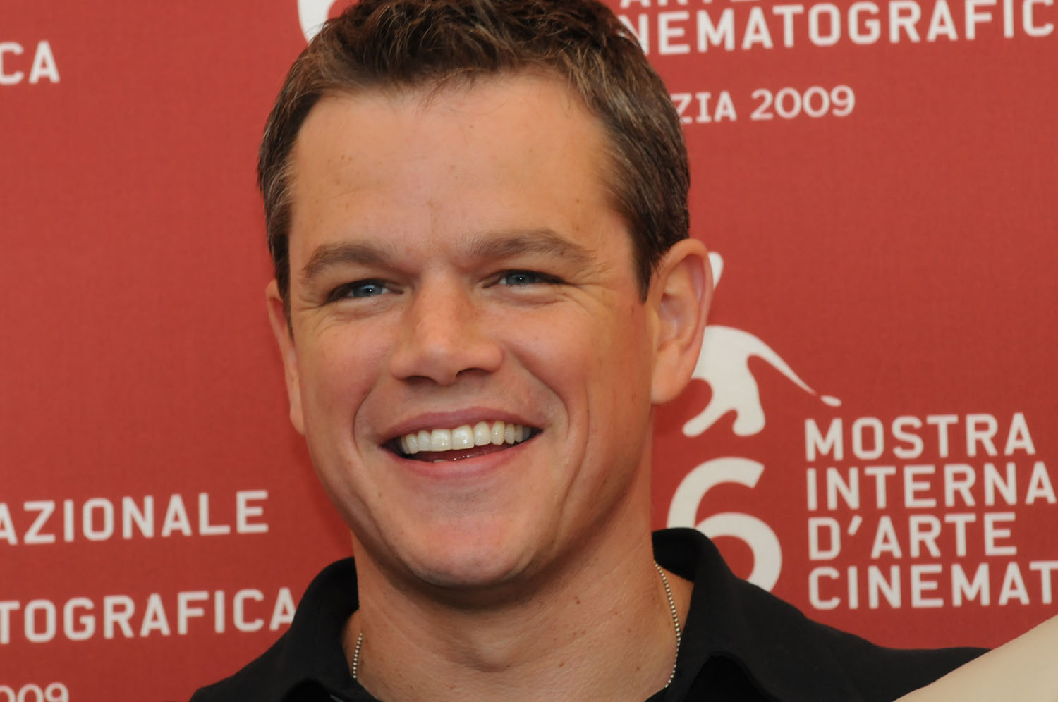 http://3.bp.blogspot.com/_rB5RN7CNu8c/TT2NW-SC8hI/AAAAAAAAAEc/cETYRlNvF3M/s1600/venice-09-matt-damon-2.JPG