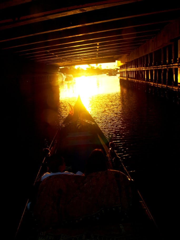 [3-16-10+Viet+and+Faith+5.jpg]