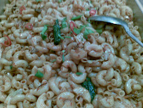 is all about U ( ni la makaroni yg ade kat cafe .. smpat snap pic )
