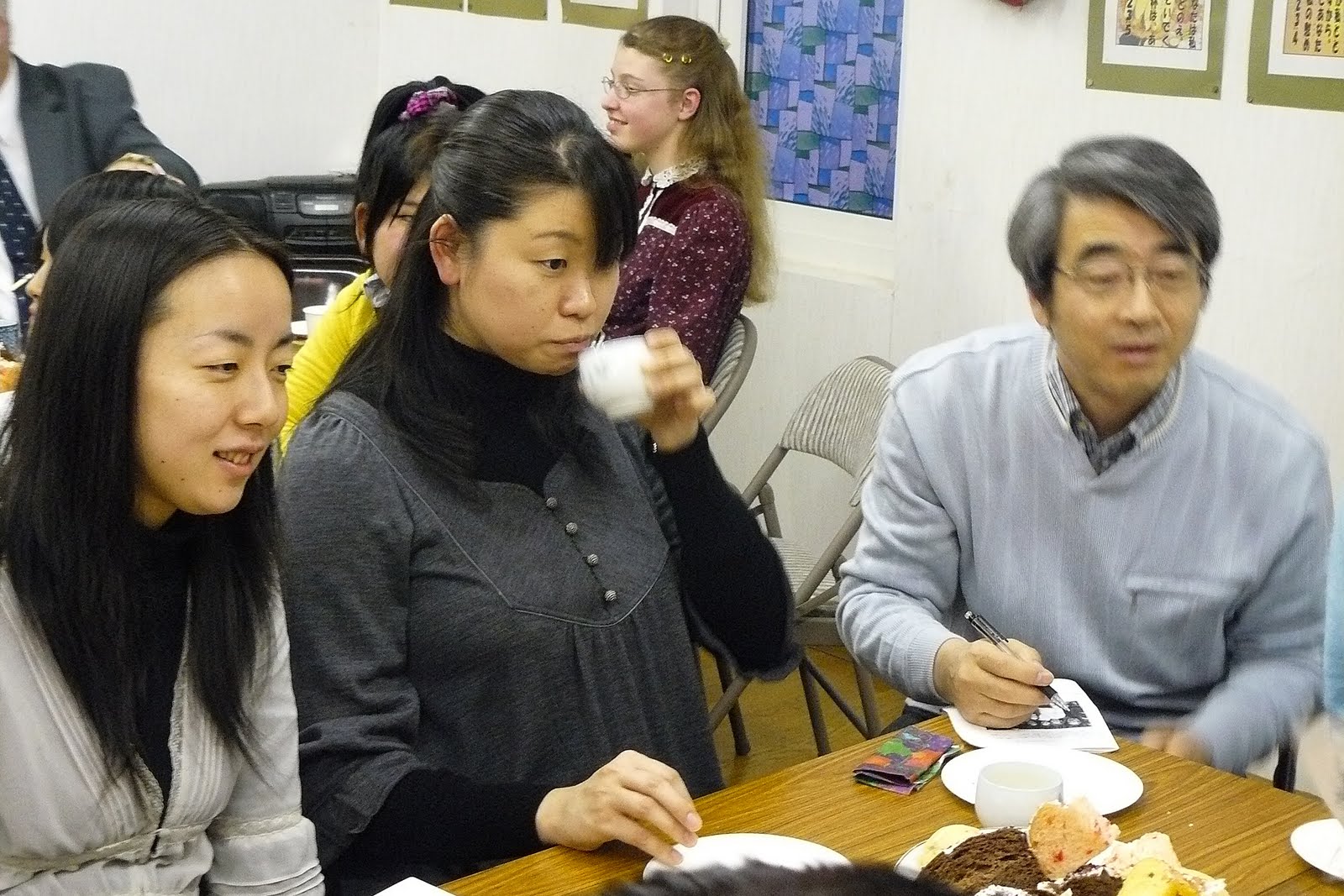 [tea+time+kocho+sensei+ichikawa+tsuzuki.jpg]