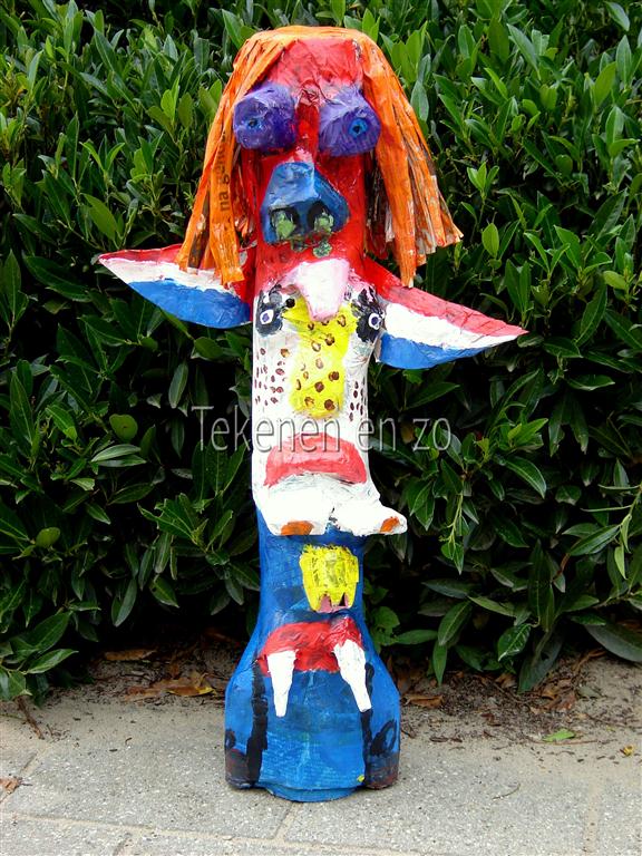 len van papier mache tekenen en zo trotse totempalen len van papier mache tekenen en zo trotse totempalen