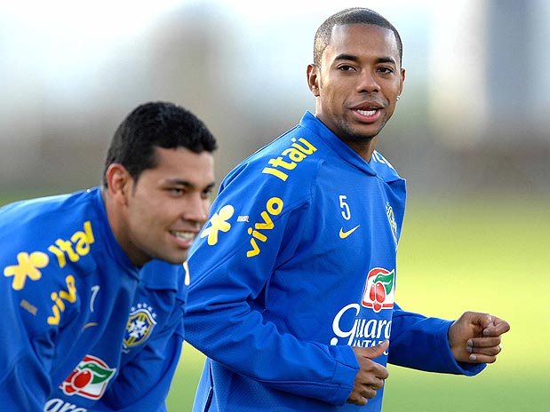 [Sul-africanos+“adotam”+a+Seleção+01.jpg]