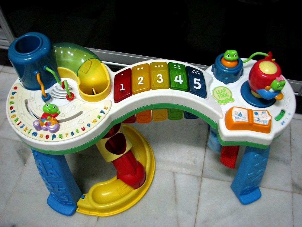 leapfrog learn around playground