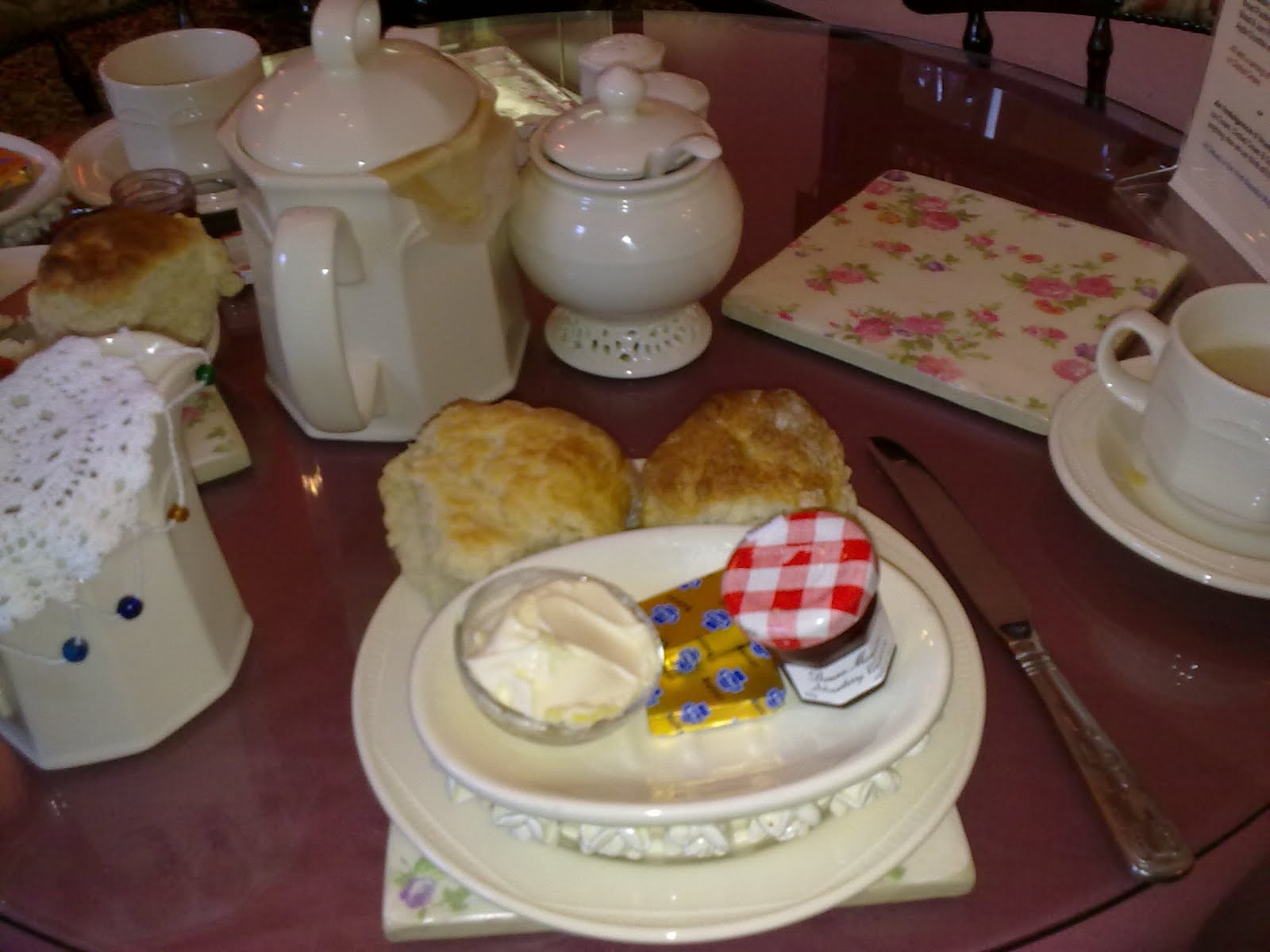 Cream Teas The Old Thatch Shanklin, Isle of Wight