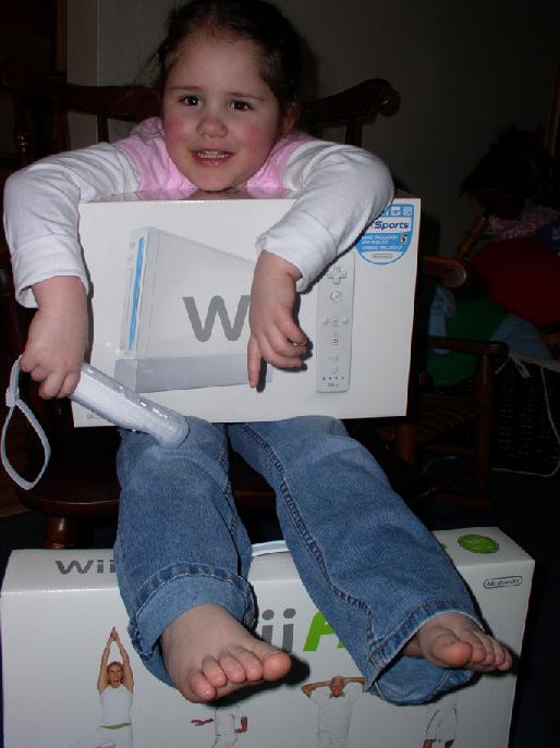 [wiiandwiifit.JPG]