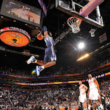 Lebron gettin air