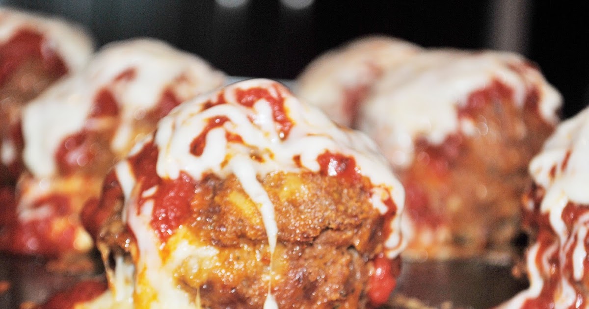 Calico and Cupcakes Italian mozzarella stuffed mini "meatloaves"