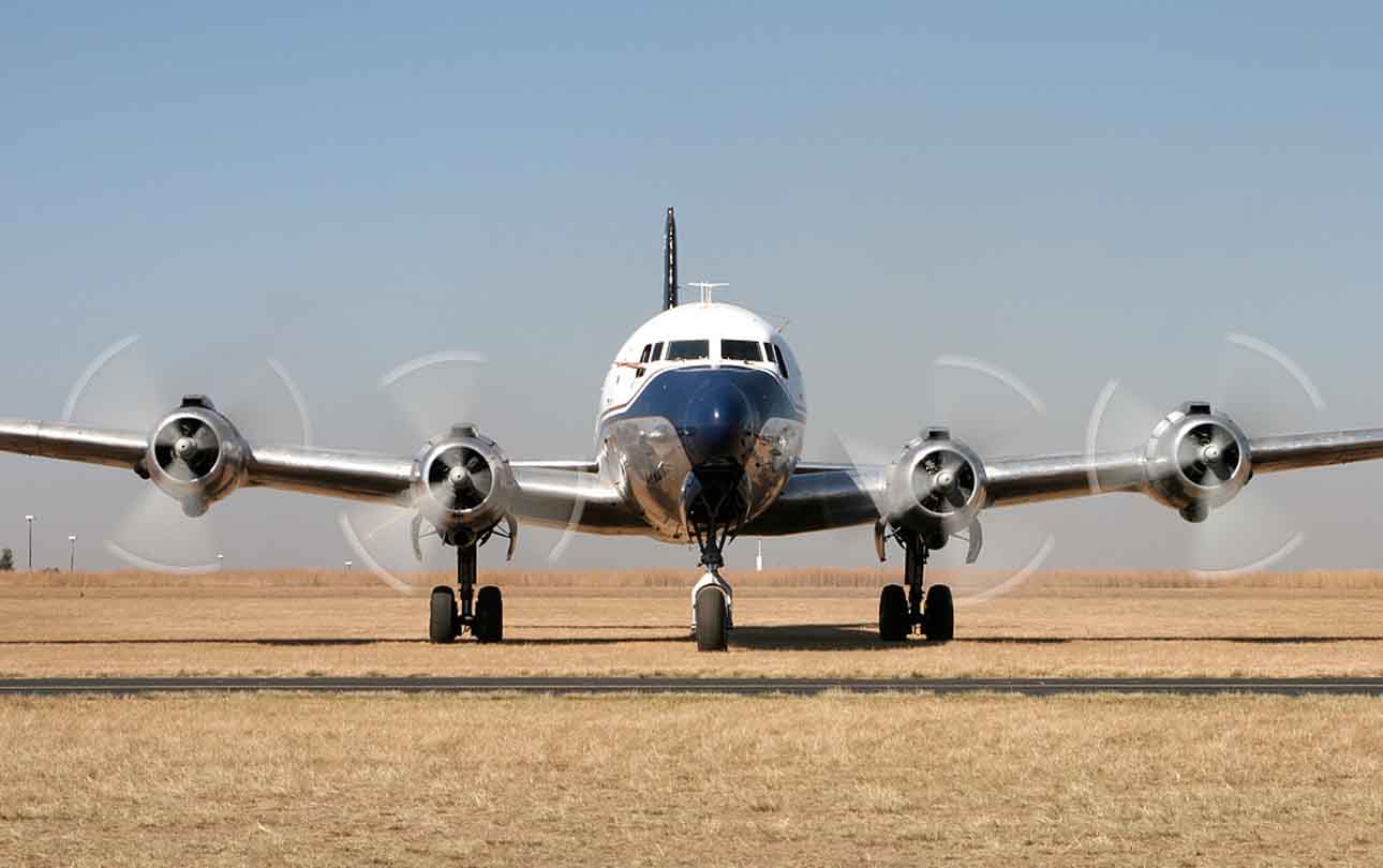 [DC-4(05c).jpg]