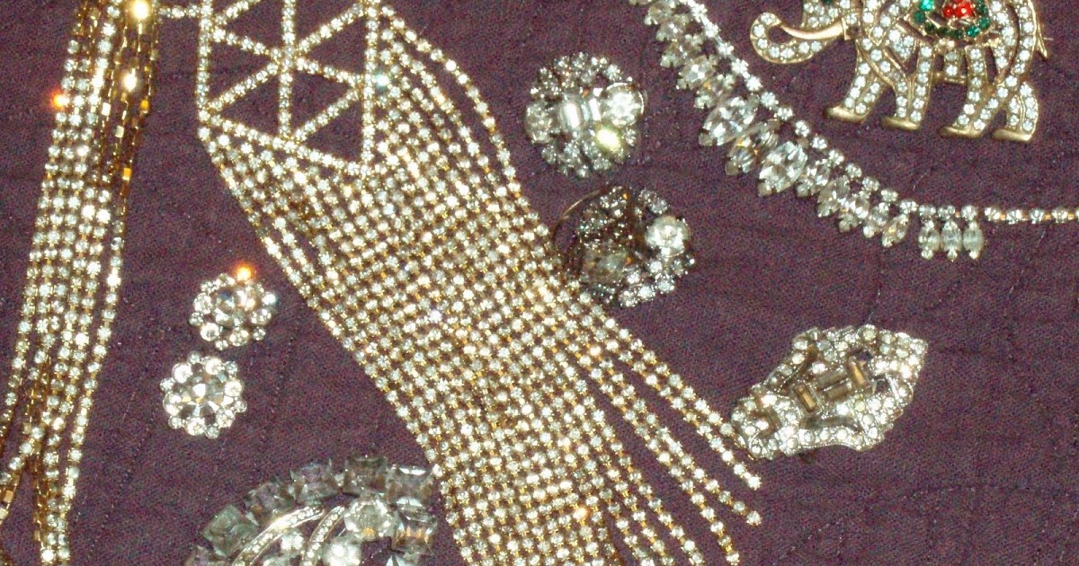 DIgenY HowTo Clean Vintage Rhinestone Jewelry